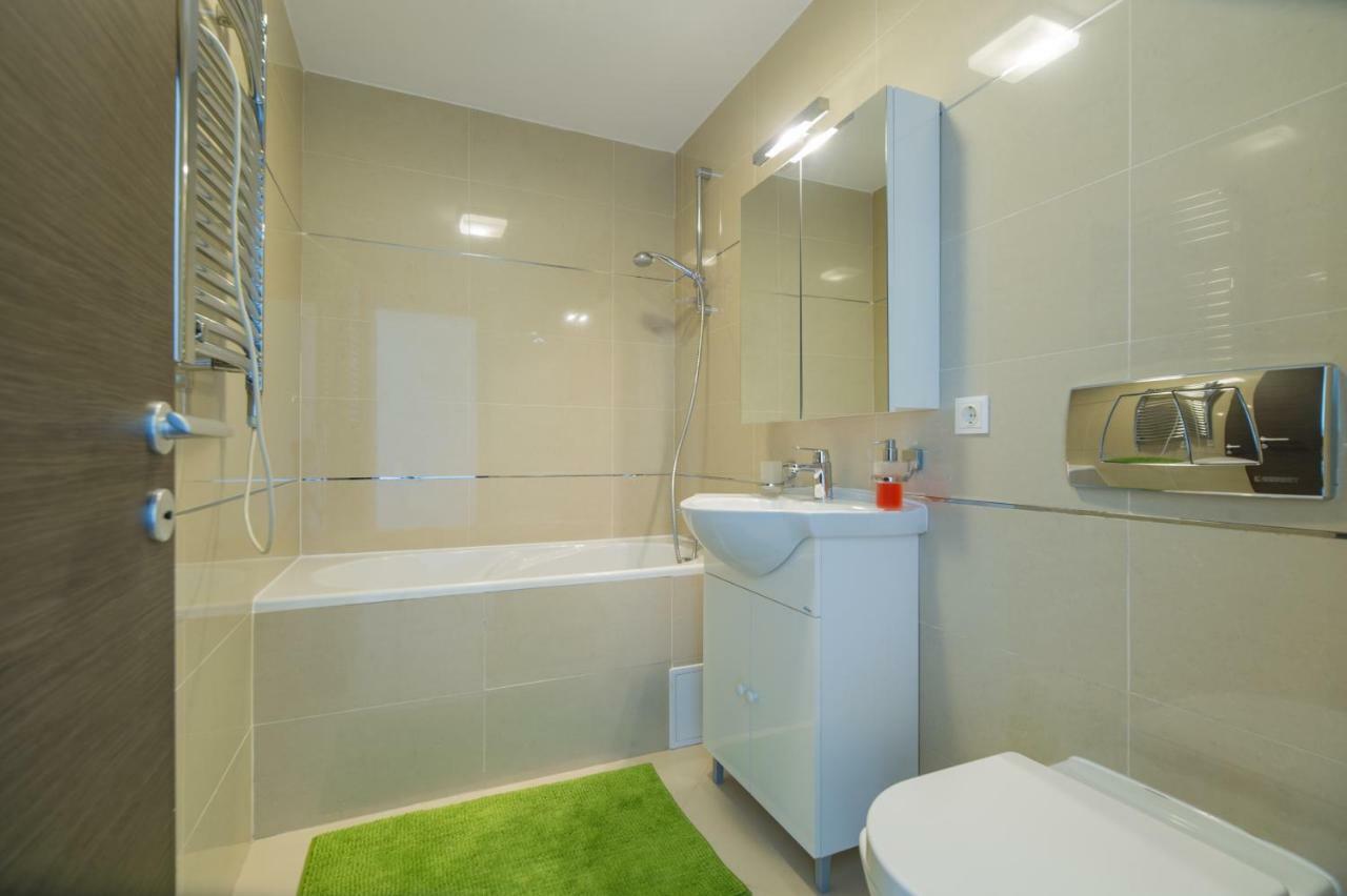 Family Apartment In Silver Mountain Resort 波亚纳布拉索夫 外观 照片