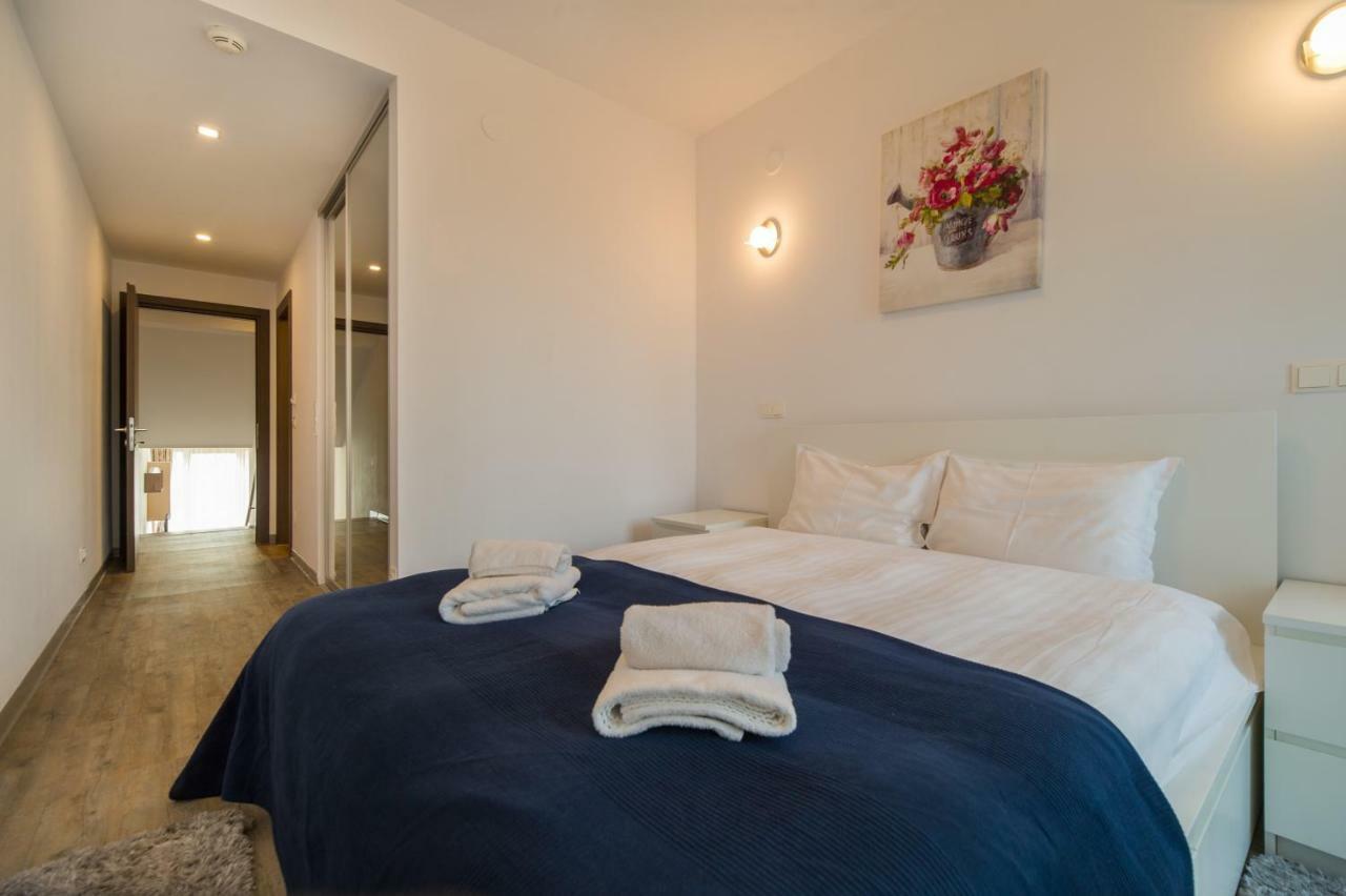 Family Apartment In Silver Mountain Resort 波亚纳布拉索夫 外观 照片