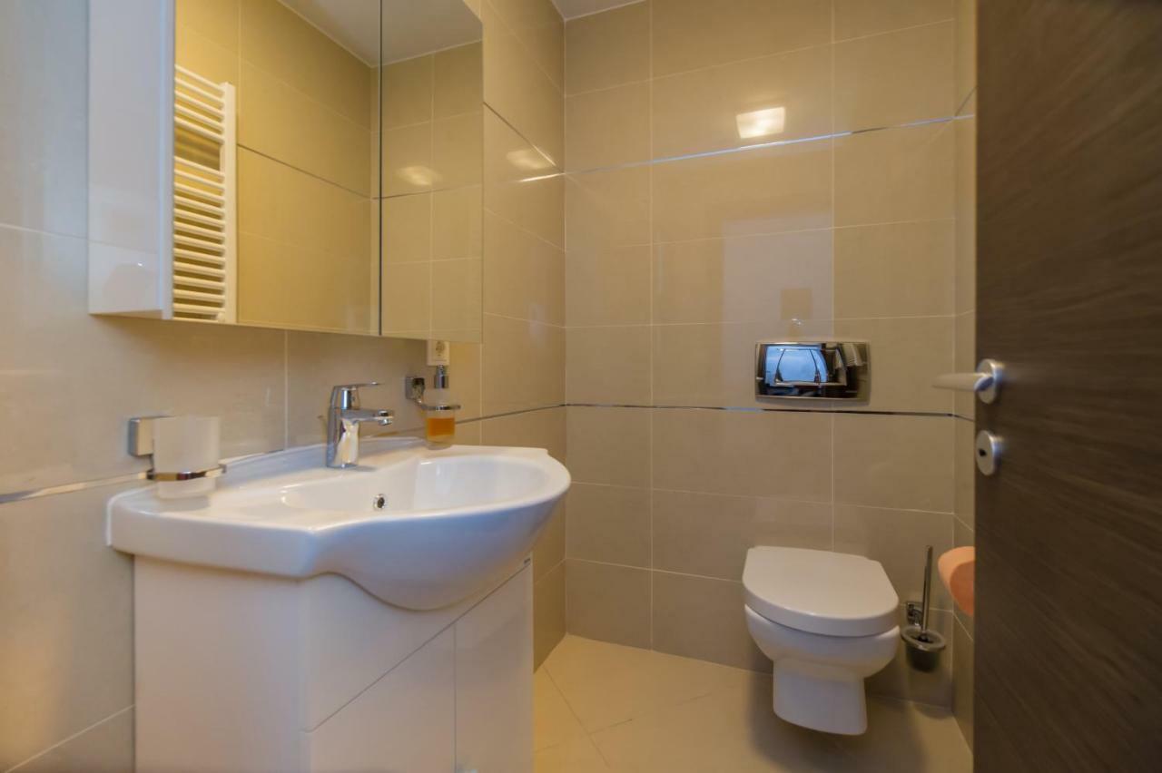 Family Apartment In Silver Mountain Resort 波亚纳布拉索夫 外观 照片