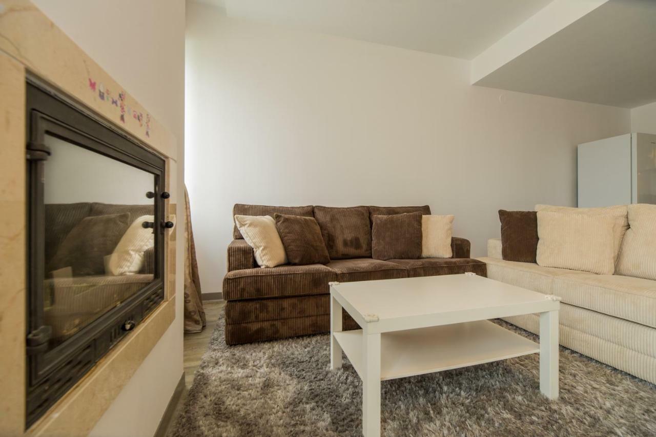 Family Apartment In Silver Mountain Resort 波亚纳布拉索夫 外观 照片